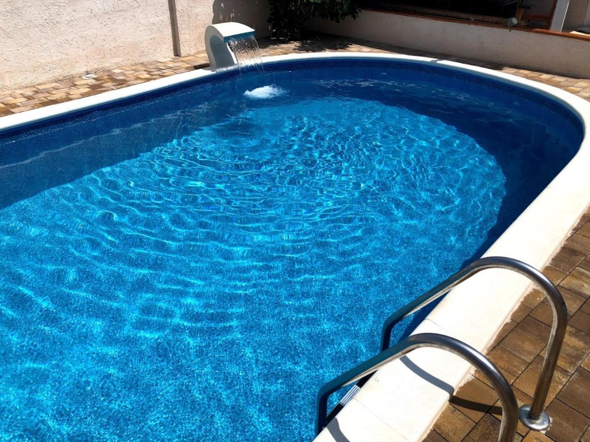 Apartman Matej With Pool ปอฟเลียนา ภายนอก รูปภาพ